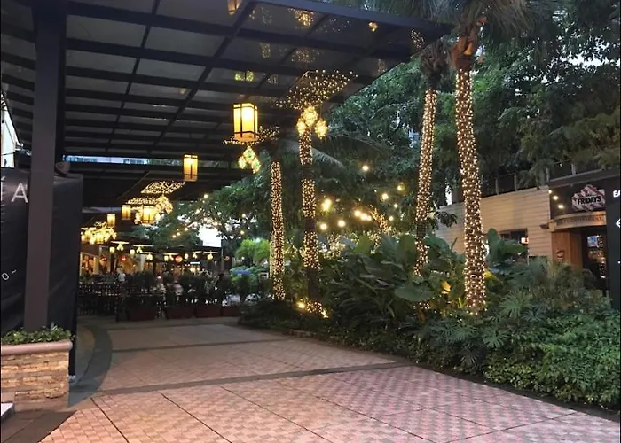 The Haven 2 At One Eastwood Ave Tower 1 With Amazing View No Pets Allowed